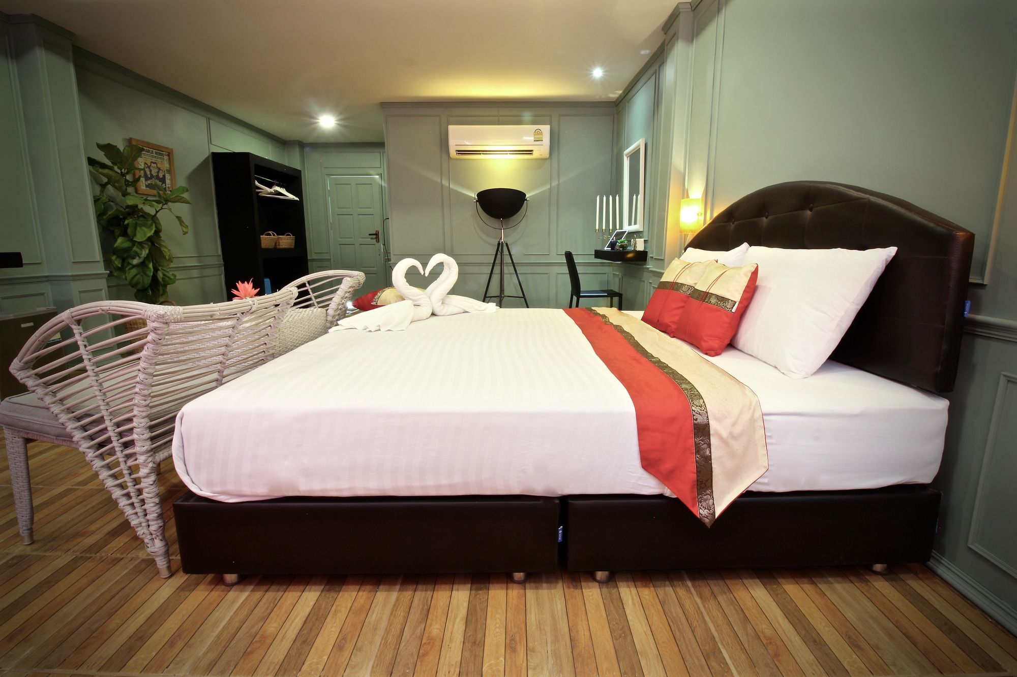 At Tanote Hotel Koh Tao Exterior photo